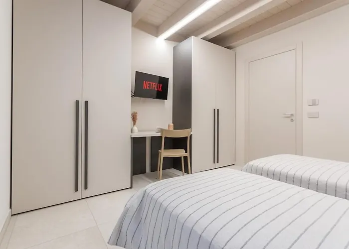 Historic Center - Elegant Family * Módena